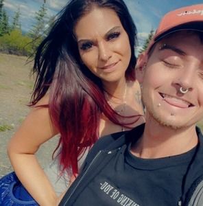 Meet your Posher, Sidneeyy collieerr